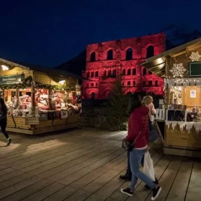 mercatino-natale-aosta-600x437